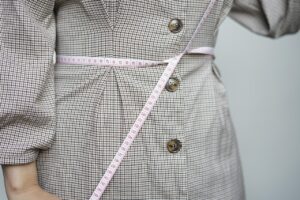 右足に体重が残る場合の矯正方法は？