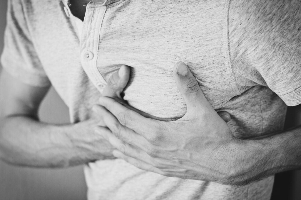 ゴルフのスイングで腰痛を防ぐための対策は？